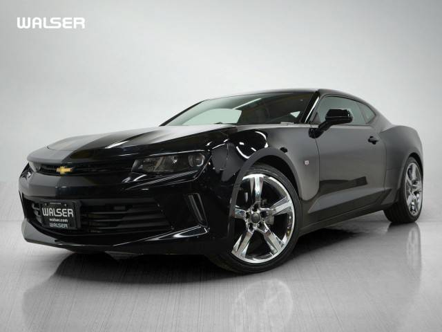 2016 Chevrolet Camaro 2LT RWD photo