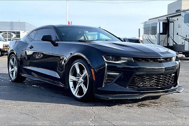2016 Chevrolet Camaro 2SS RWD photo