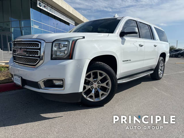 2016 GMC Yukon XL SLE RWD photo