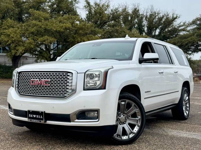2016 GMC Yukon XL Denali RWD photo