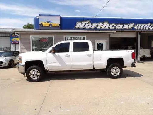 2016 Chevrolet Silverado 2500HD LT 4WD photo