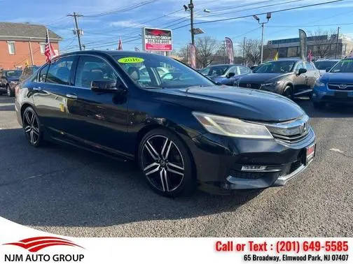 2016 Honda Accord Touring FWD photo