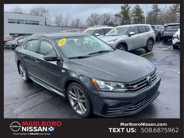 2016 Volkswagen Passat 1.8T R-Line FWD photo