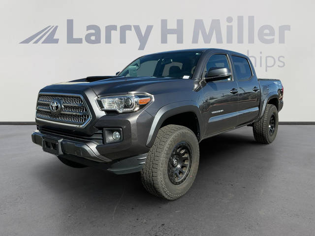 2016 Toyota Tacoma TRD Sport 4WD photo