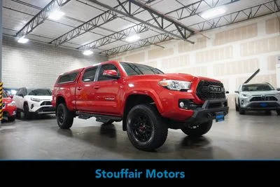 2016 Toyota Tacoma TRD Sport 4WD photo