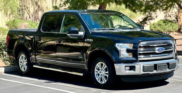 2016 Ford F-150 Lariat RWD photo