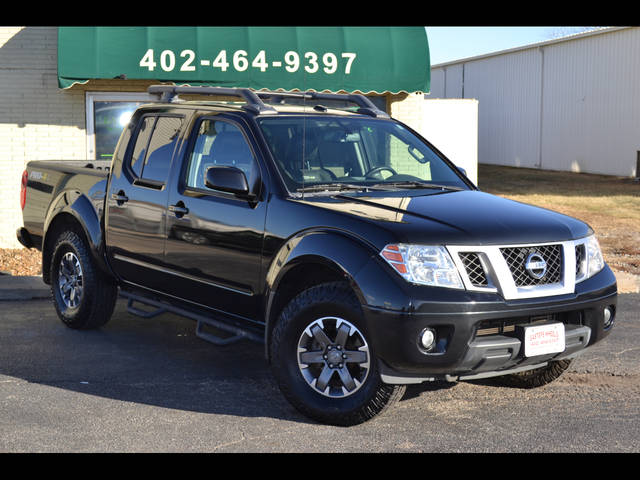 2016 Nissan Frontier PRO-4X 4WD photo