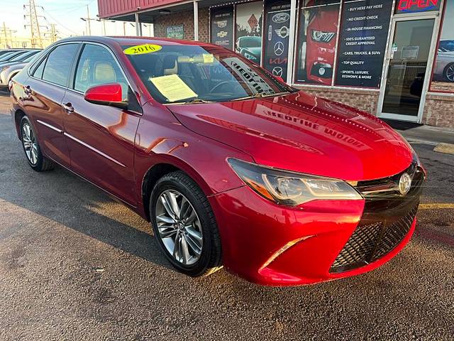2016 Toyota Camry SE FWD photo