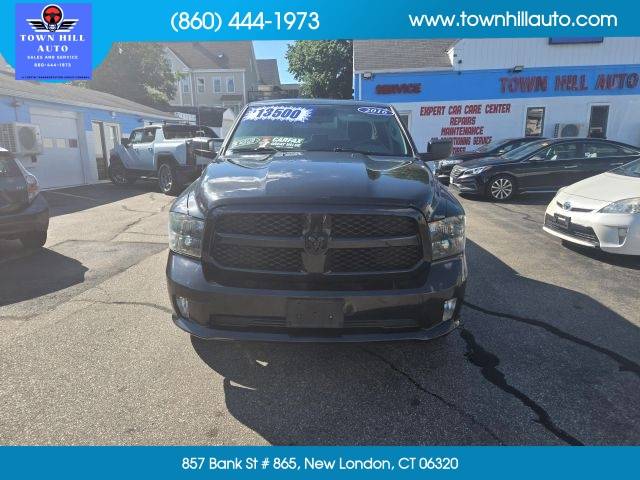 2016 Ram 1500 Express 4WD photo