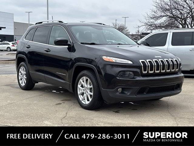 2016 Jeep Cherokee Latitude FWD photo