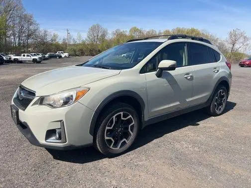2016 Subaru Crosstrek Limited AWD photo