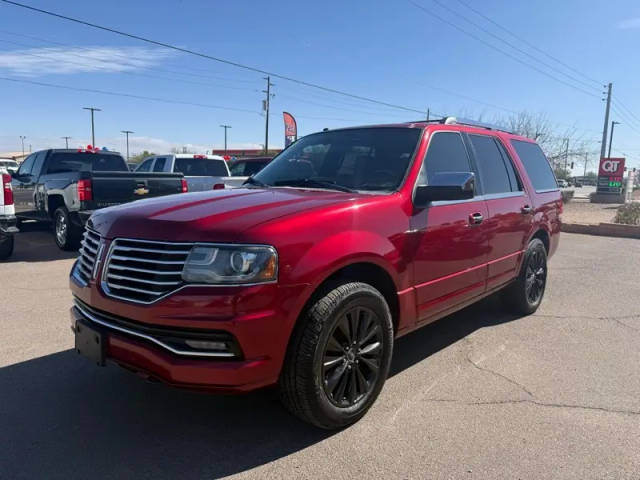 2016 Lincoln Navigator Select RWD photo