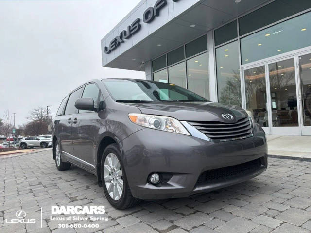 2016 Toyota Sienna XLE Premium AWD photo