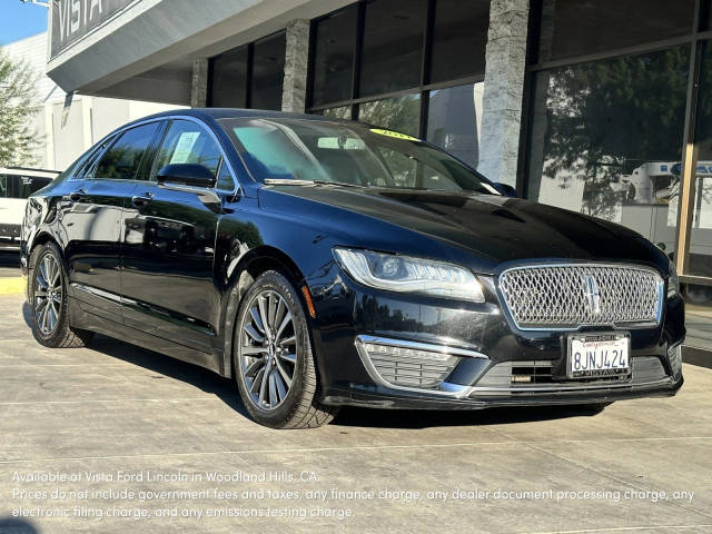 2017 Lincoln MKZ Premiere FWD photo