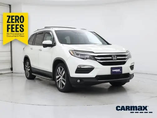 2016 Honda Pilot Touring AWD photo