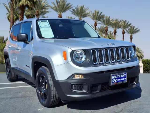 2016 Jeep Renegade Sport FWD photo