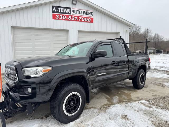 2016 Toyota Tacoma SR5 4WD photo