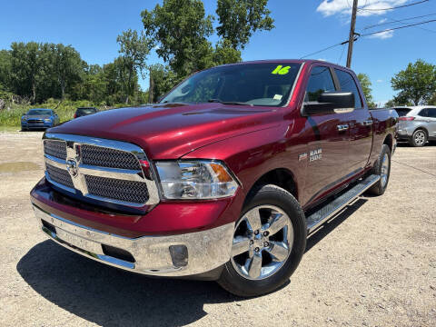 2016 Ram 1500 Big Horn 4WD photo