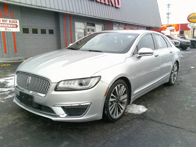 2017 Lincoln MKZ Reserve AWD photo