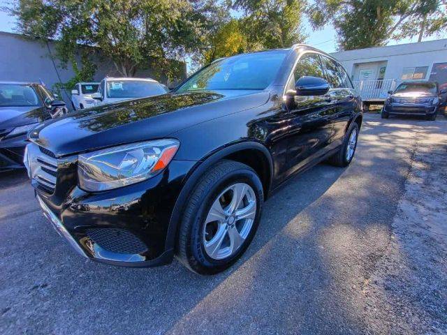 2016 Mercedes-Benz GLC-Class GLC 300 RWD photo