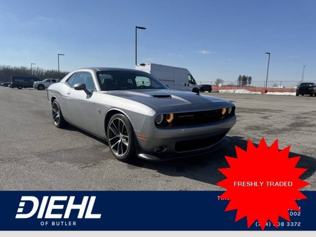 2016 Dodge Challenger R/T Scat Pack RWD photo