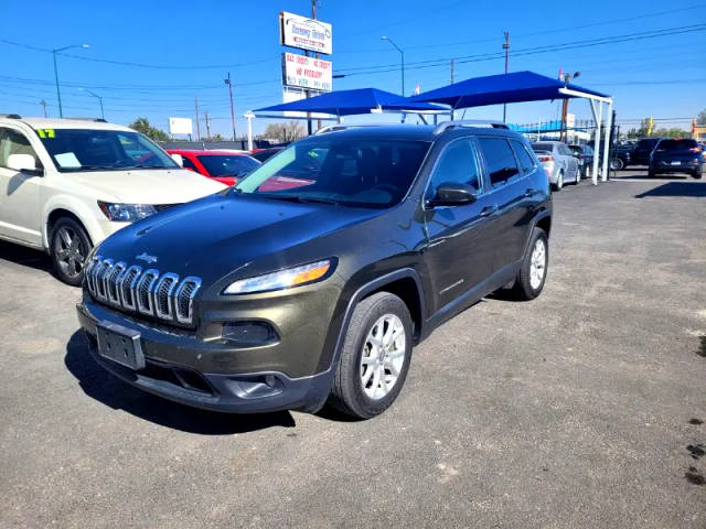 2015 Jeep Cherokee Latitude FWD photo