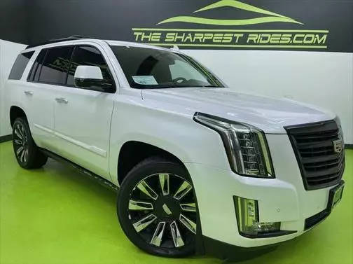 2016 Cadillac Escalade Platinum 4WD photo