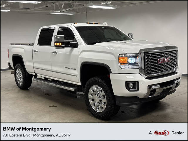 2016 GMC Sierra 2500HD Denali 4WD photo