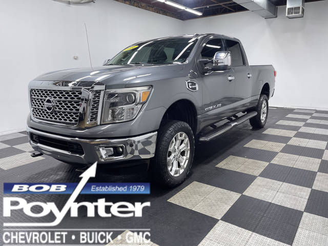 2016 Nissan Titan XD SL 4WD photo