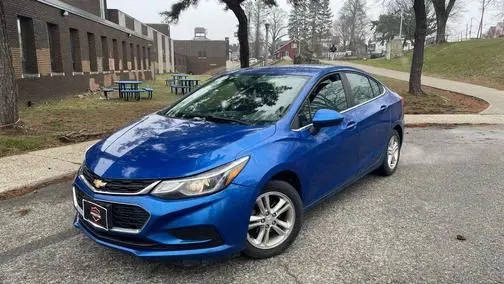 2016 Chevrolet Cruze LT FWD photo