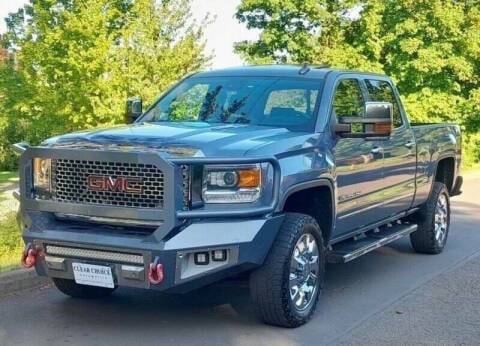 2016 GMC Sierra 2500HD Denali 4WD photo