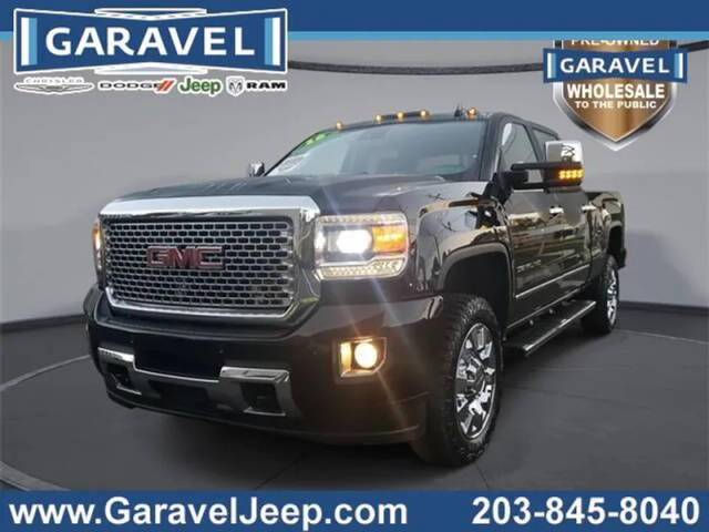 2016 GMC Sierra 2500HD Denali 4WD photo