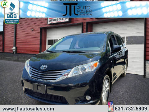 2016 Toyota Sienna XLE AWD photo