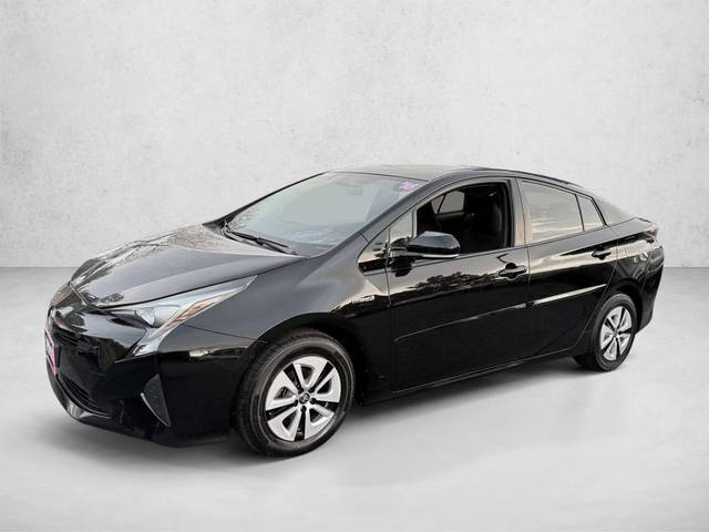 2016 Toyota Prius Three FWD photo