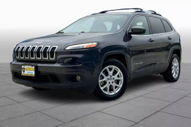 2016 Jeep Cherokee Latitude FWD photo