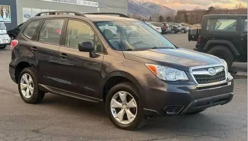 2016 Subaru Forester 2.5i AWD photo