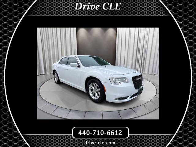 2016 Chrysler 300 Anniversary Edition RWD photo