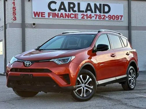 2016 Toyota RAV4 LE AWD photo