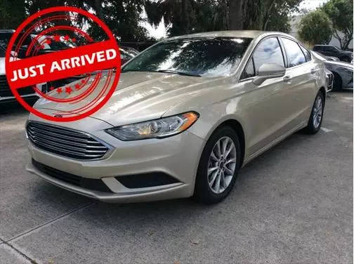 2017 Ford Fusion SE FWD photo