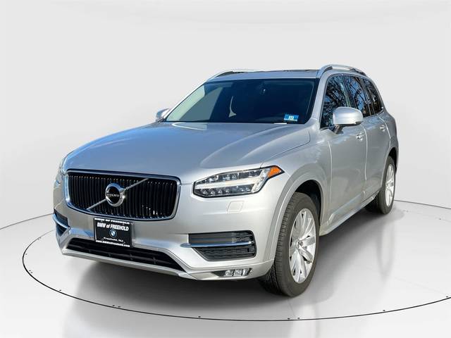 2016 Volvo XC90 T6 Momentum AWD photo