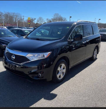 2016 Nissan Quest SV FWD photo