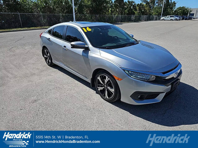 2016 Honda Civic Touring FWD photo