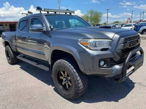 2016 Toyota Tacoma TRD Sport RWD photo