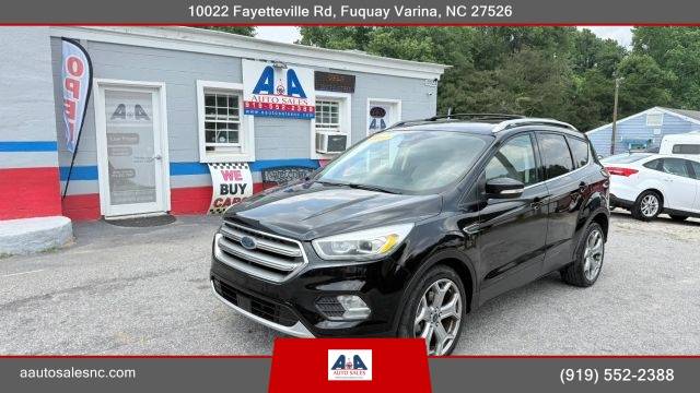 2017 Ford Escape Titanium FWD photo