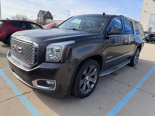 2015 GMC Yukon XL Denali 4WD photo
