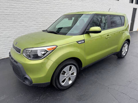 2016 Kia Soul Base FWD photo