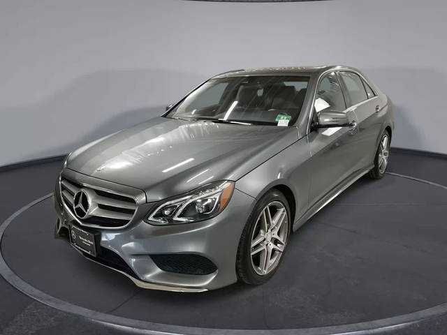 2016 Mercedes-Benz E-Class E 350 Sport AWD photo