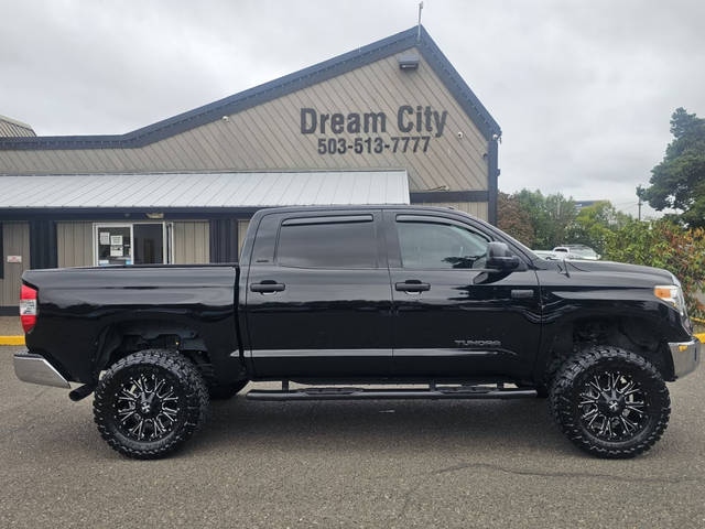 2016 Toyota Tundra SR5 4WD photo