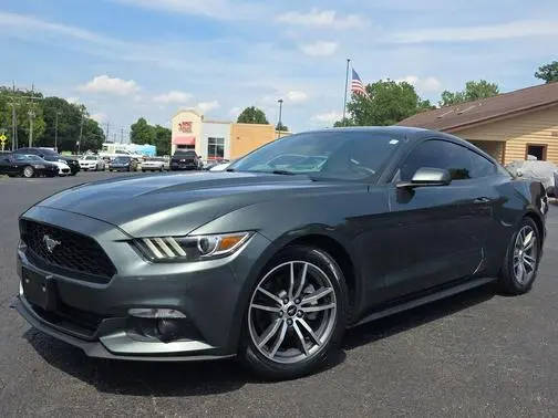 2015 Ford Mustang EcoBoost RWD photo
