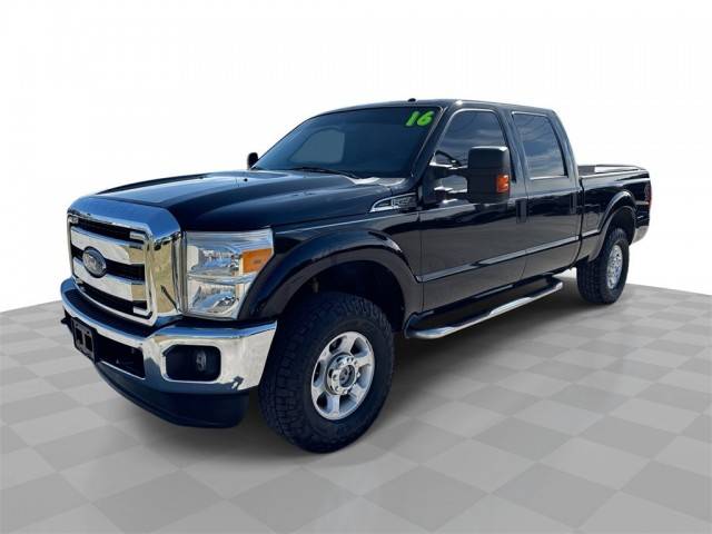 2016 Ford F-250 Super Duty XLT 4WD photo
